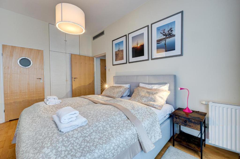 Premium Penthouse E51 3 Schlafzimmer 2 Baeder 103qm Parking Free Apartment