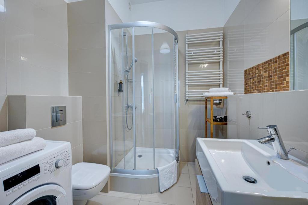Premium Penthouse E51 3 Schlafzimmer 2 Baeder 103qm Parking Free Apartment