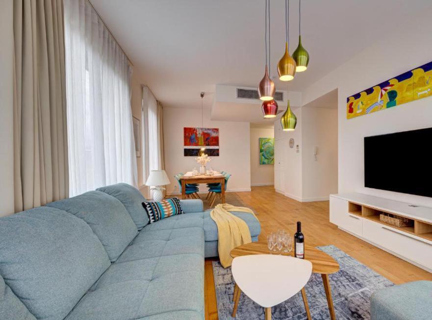 Premium Penthouse E51 3 Schlafzimmer 2 Baeder 103qm Parking Free Apartment *